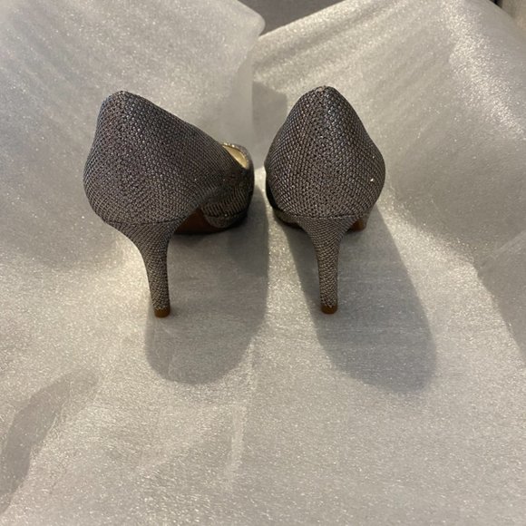 Bandolino Size 7.5 - stunning shoes - Picture 4 of 7